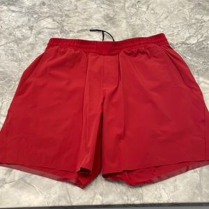 Lululemon Men’s Pool Short. Size L.